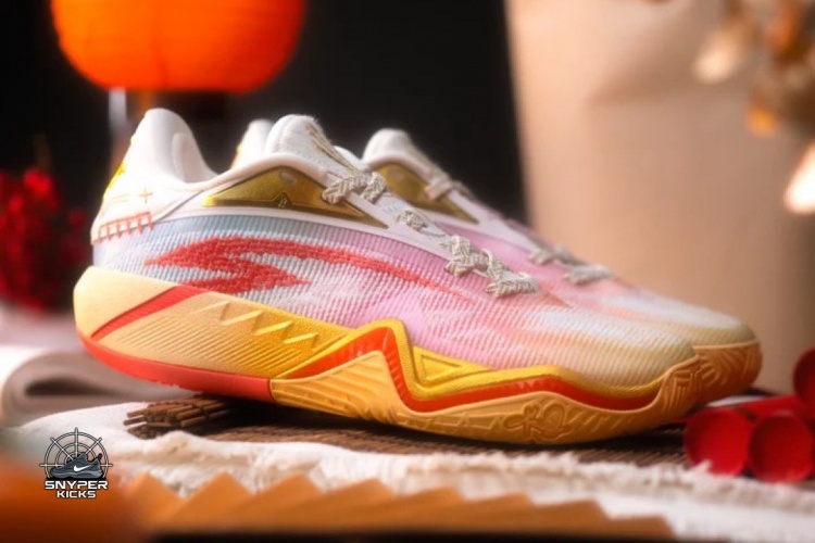 k1体育中国官方网站-致敬！库里训练中上脚安踏欧文3代“中国新年”配色球鞋